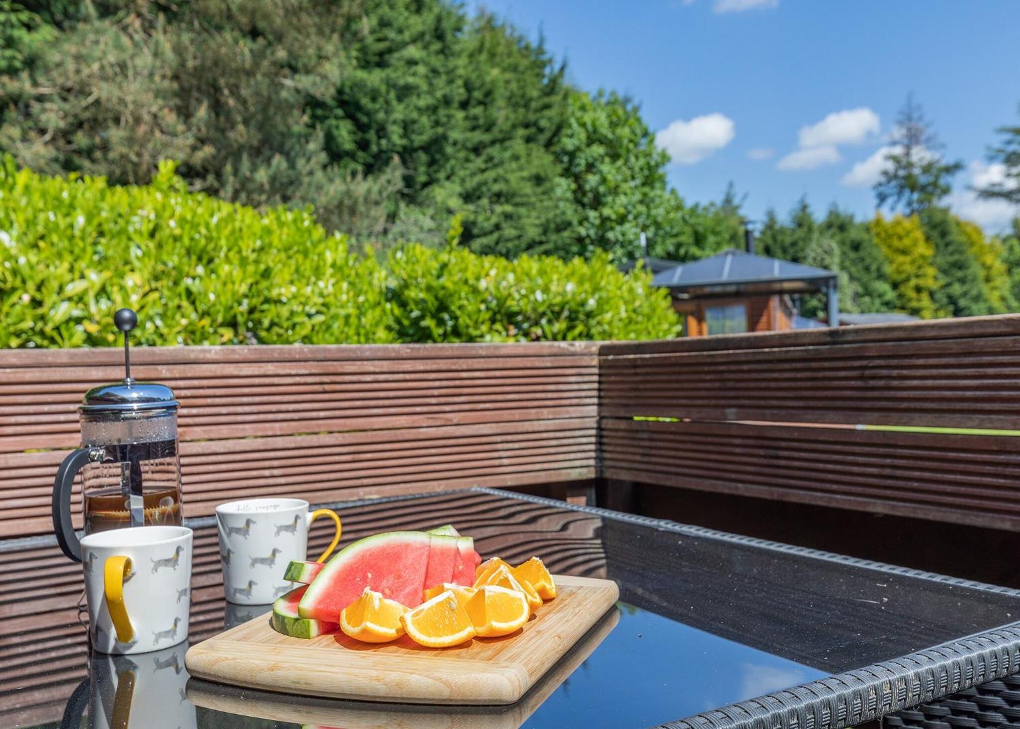 Longnor Wood Holiday Park Εξωτερικό φωτογραφία